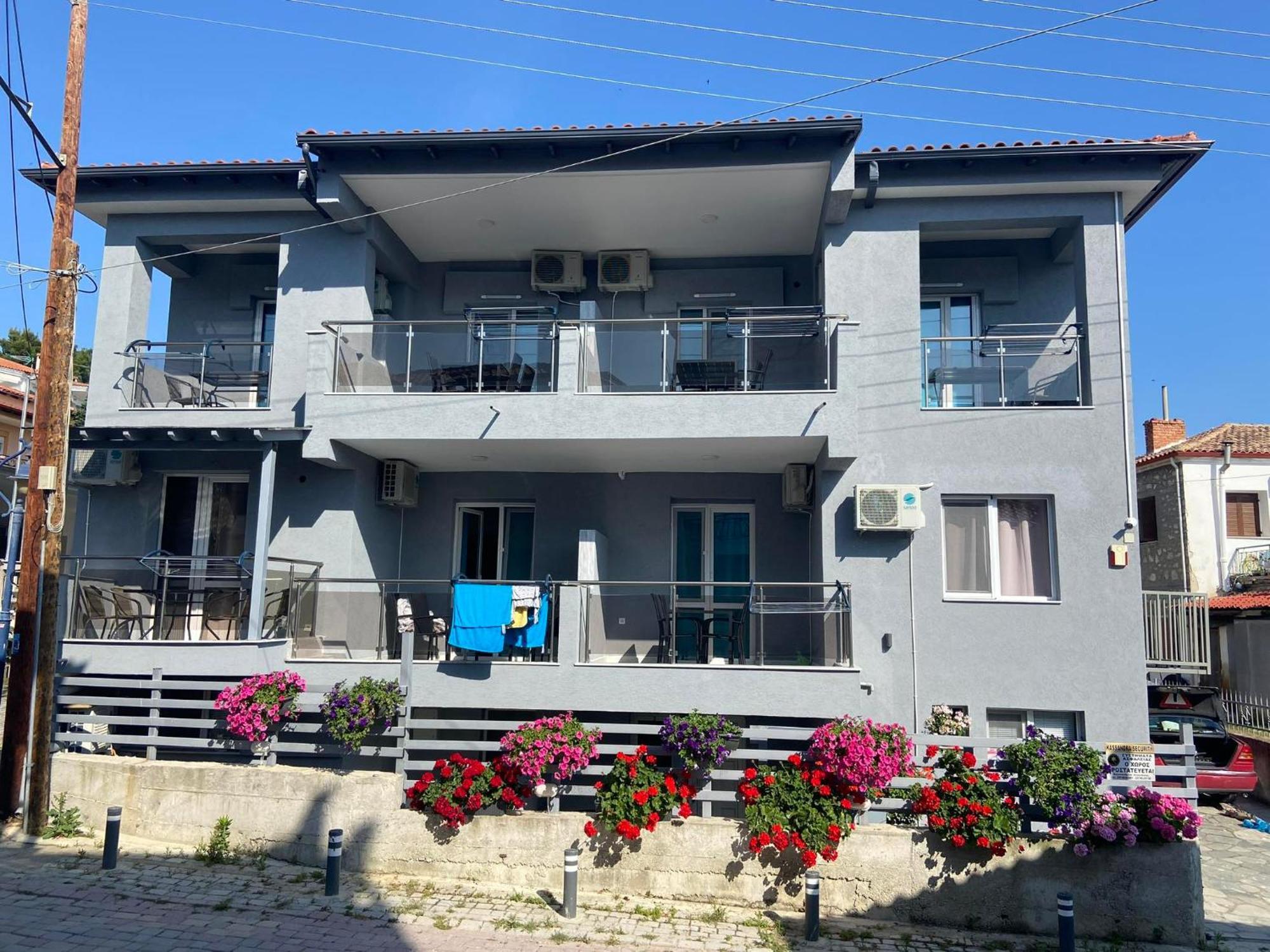 Apartments Miki Polychrono Exterior photo