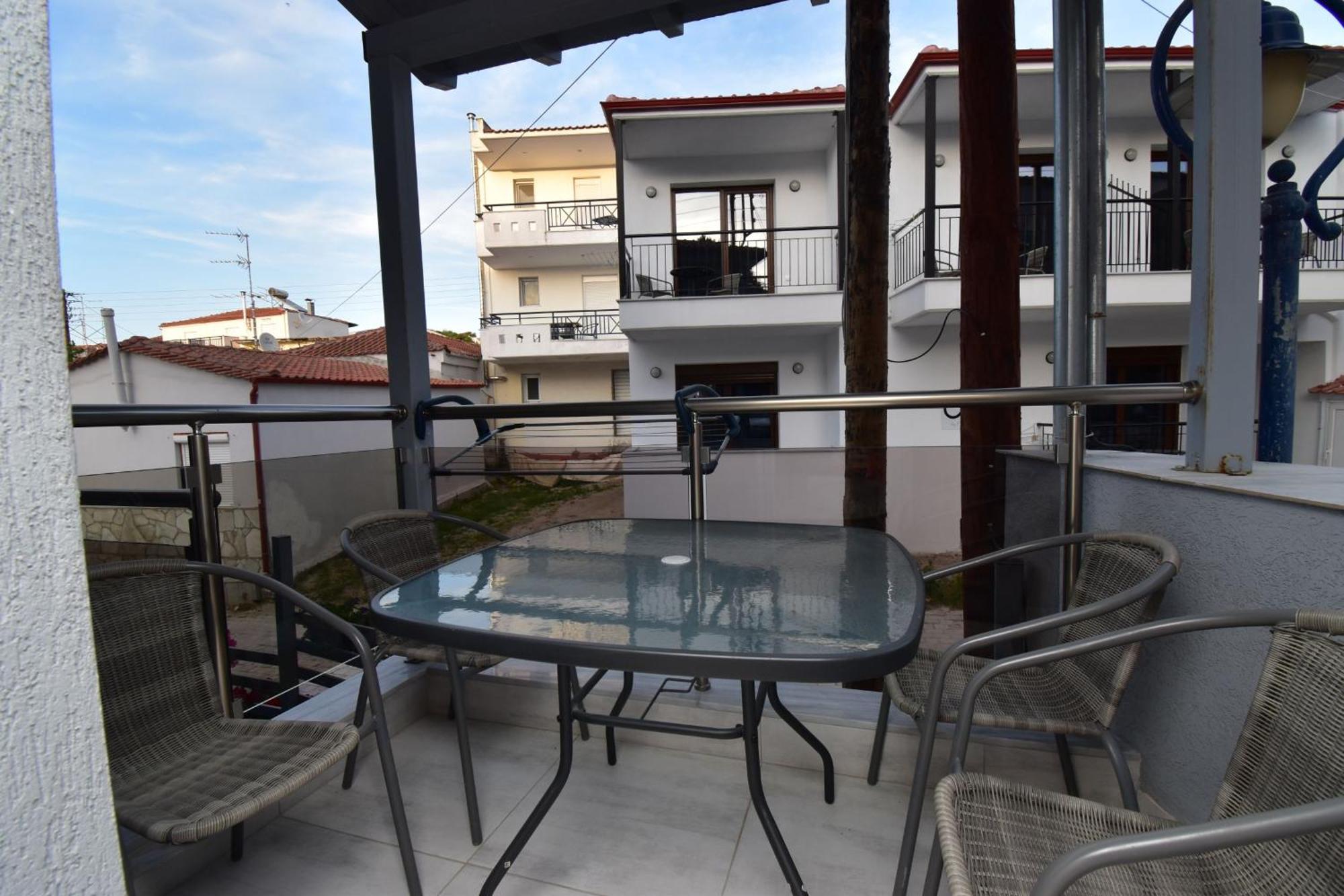 Apartments Miki Polychrono Exterior photo